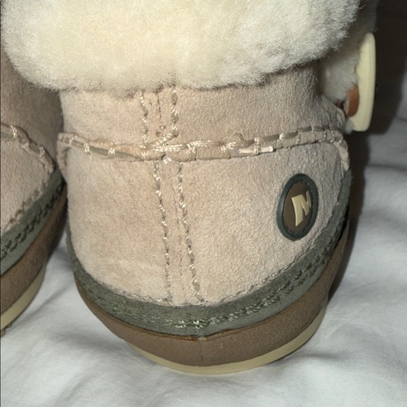 Merrell -Tibet Taupe Suede Ankle Boots Women’s Size 9 1/2 Polartec Fleece EUC - Picture 15 of 16